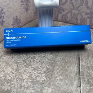+Real | Cica + Niacinamide Cream